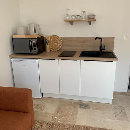 Le Carre Courtois Apartment Luisant Luaran gambar