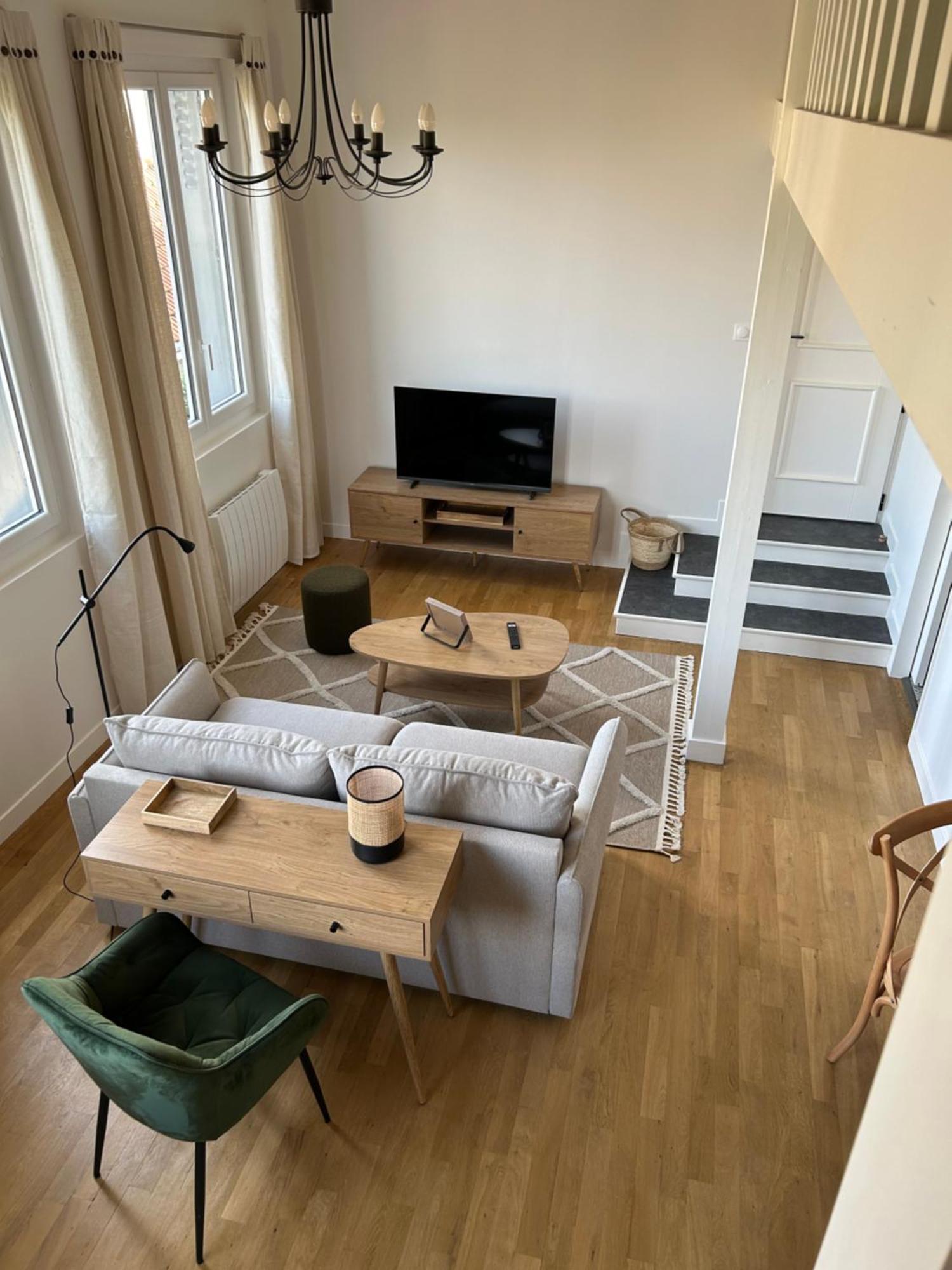Le Carre Courtois Apartment Luisant Luaran gambar